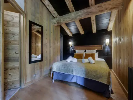 Chalet de Charme 200m² à Val d'Isère avec Sauna et Bain Nordique - Photo 7