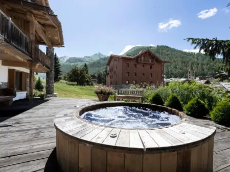 Chalet de Charme 200m² à Val d'Isère avec Sauna et Bain Nordique - Photo 15
