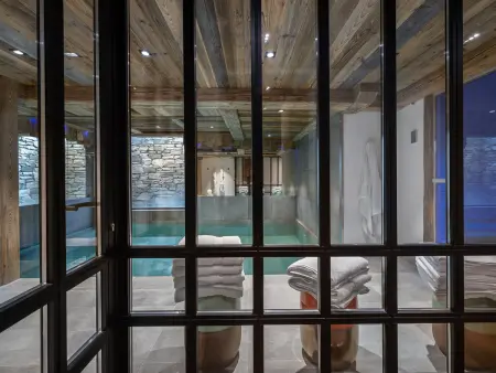 Chalet design 5* avec piscine, hammam, cinéma et parking à Val d'Isère - Photo 12