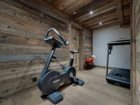 Chalet design 5* avec piscine, hammam, cinéma et parking à Val d'Isère - Photo 15