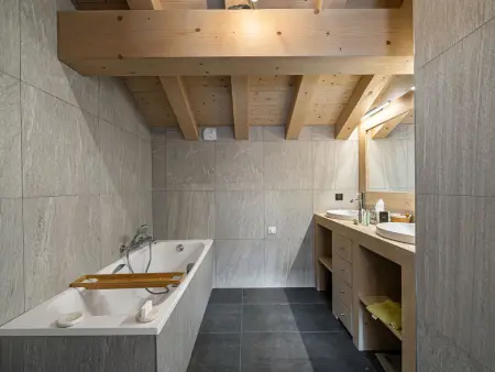 Chalet spacieux près des pistes avec sauna et WiFi, animaux admis - Photo 12
