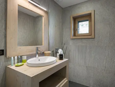 Chalet spacieux près des pistes avec sauna et WiFi, animaux admis - Photo 14