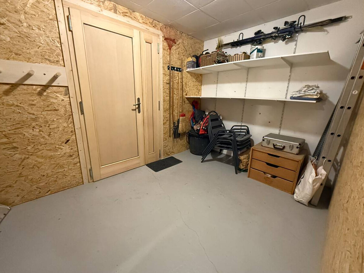 Chalet équipé avec poêle et garage, proche centre et remontées mécaniques - Photo 15