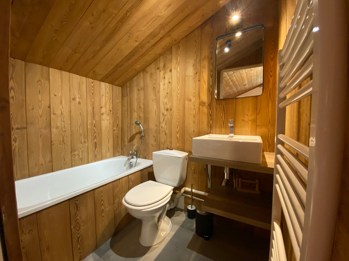 Chalet 14 pers., 6 chambres, jacuzzi et ski room - Photo 9