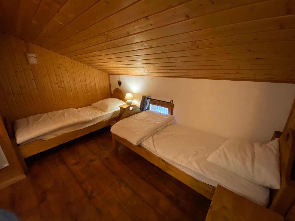 Chalet 14 pers., 6 chambres, jacuzzi et ski room - Photo 10