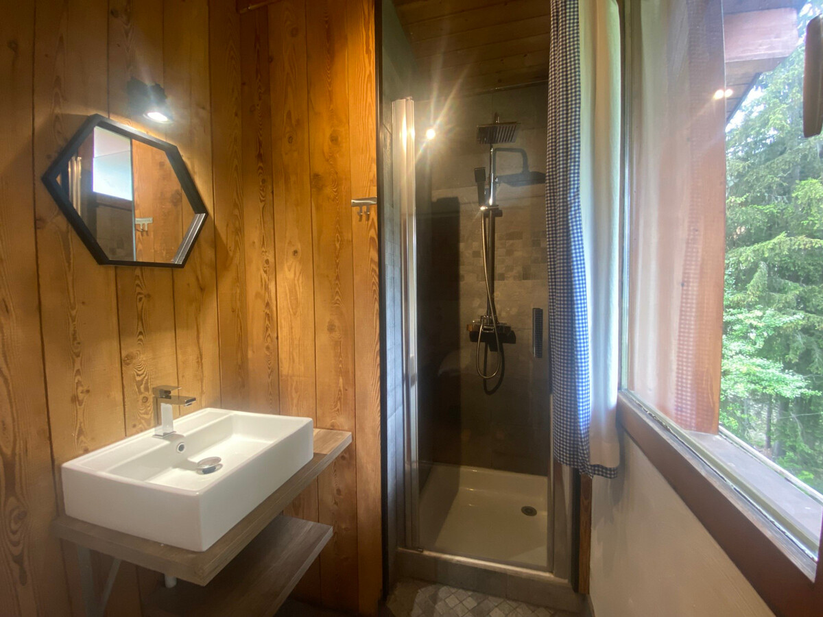 Chalet 14 pers., 6 chambres, jacuzzi et ski room - Photo 11