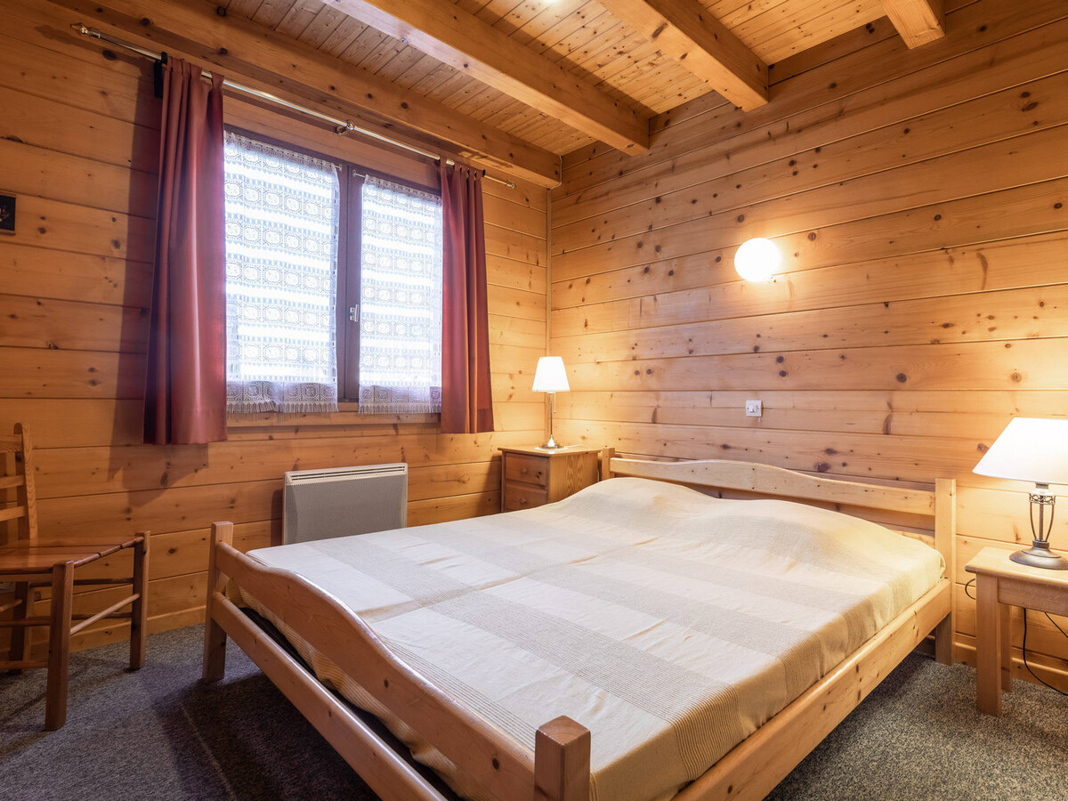 Chalet Piste du Soleil, 11 pers., cheminée, garage, proche pistes - Photo 6