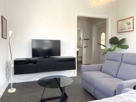 Maison bretonne rénovée à Trégastel, jardin clos à 200 m de la mer : photo 9