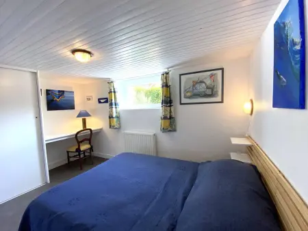 Maison bretonne rénovée à Trégastel, jardin clos à 200 m de la mer : photo 24
