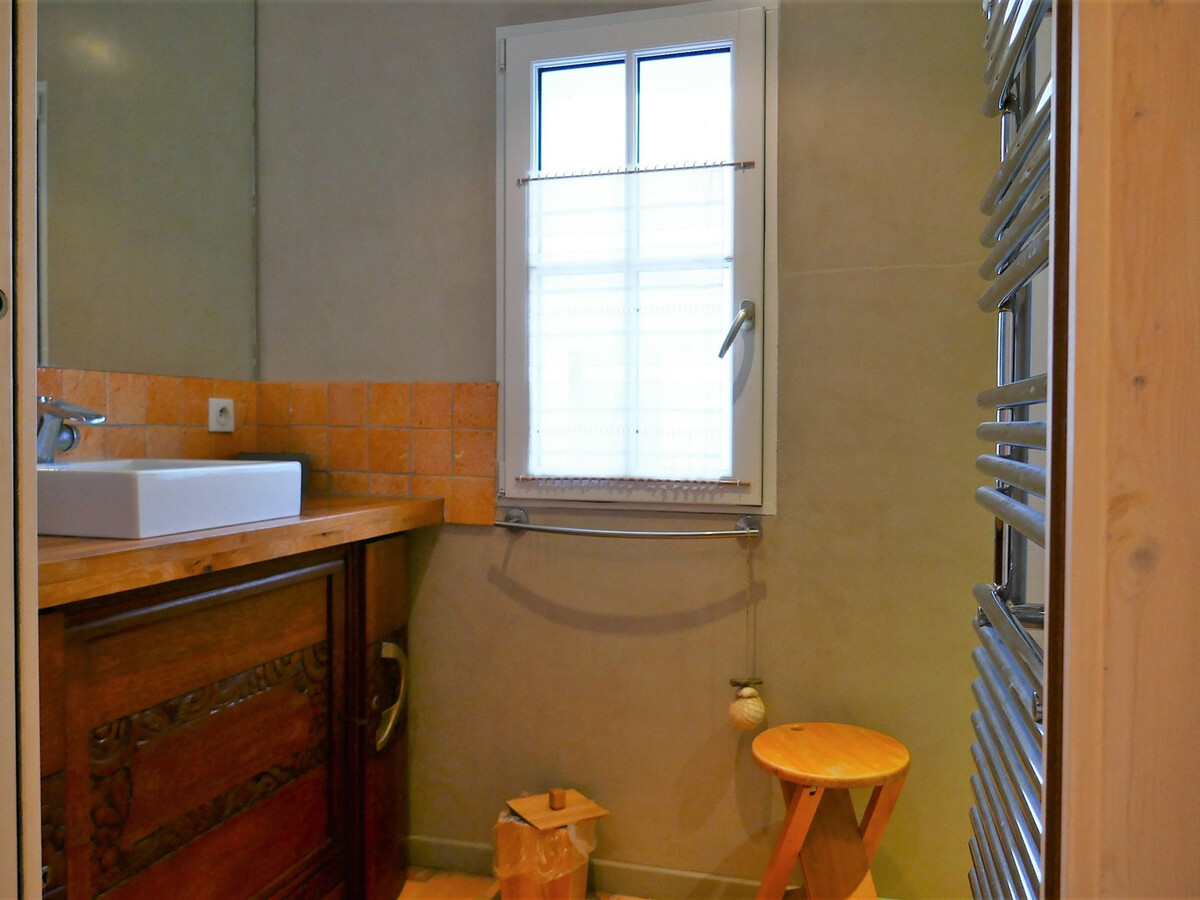 L'Obione, maison rénovée avec jardin à Noirmoutier - Photo 11