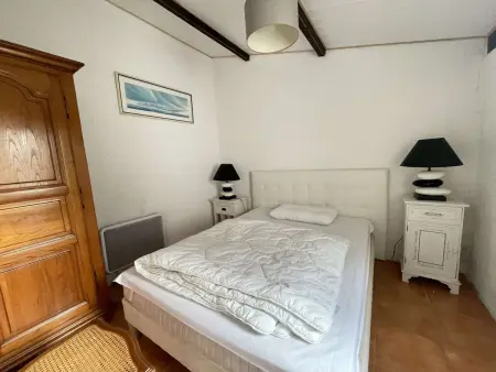 Maison avec accès direct à la plage, 2 terrasses, jardin clos, 3 chambres, parking privé à La Guérinière - Photo 9