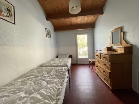 Maison avec accès direct à la plage, 2 terrasses, jardin clos, 3 chambres, parking privé à La Guérinière - Photo 10