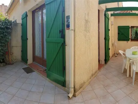 Charmant pavillon avec mezzanine, à 900m de la plage, parking privé, pour 4 personnes à Argelès-sur-Mer - Photo 12