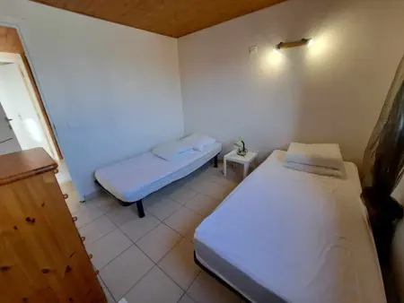 Spacieuse maison 4 pièces, 8 couchages, terrasse, parking privé, proche Marseillan plages - Photo 5