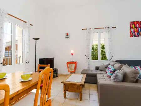 Villa 4 pièces avec piscine privée, jardin, garage, 7 couchages, Narbonne-Plage, proche commerces - Photo 3
