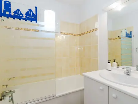 Villa 4 pièces avec piscine privée, jardin, garage, 7 couchages, Narbonne-Plage, proche commerces - Photo 14