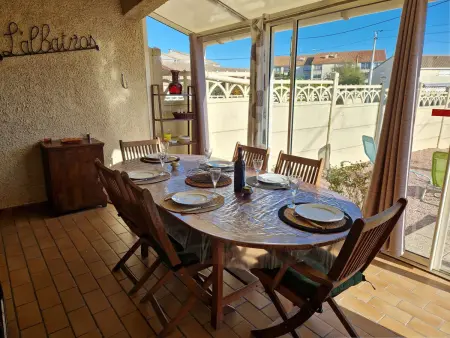 Maison avec Jardin, Véranda ensoleillée et Tout Confort à Marseillan - Photo 8