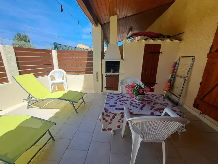 Charmante maison 2 pièces cabine, terrasse, BBQ, parking privé, proche plage - Marseillan - Photo 1