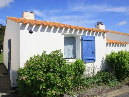 Maison 2 pièces avec mezzanine, piscine chauffée à Bretignolles-sur-Mer : photo 2
