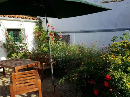 Location maison à Saint Georges d'Oléron, Maison 4 pièces avec WiFi à 800m des plages à Saint-Georges-dOléron