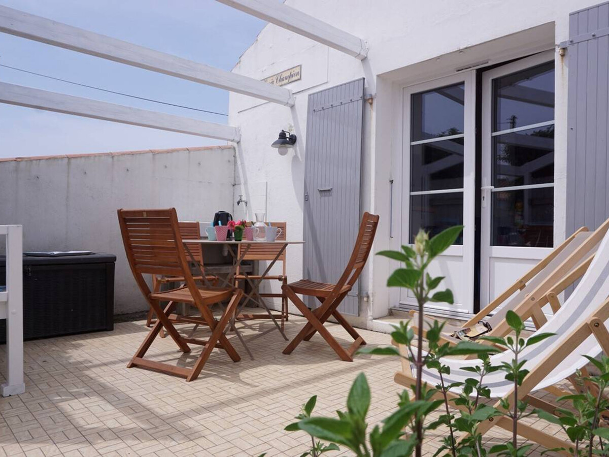 Maison de plain-pied avec cour à Noirmoutier, 600 m des commerces - Photo 1