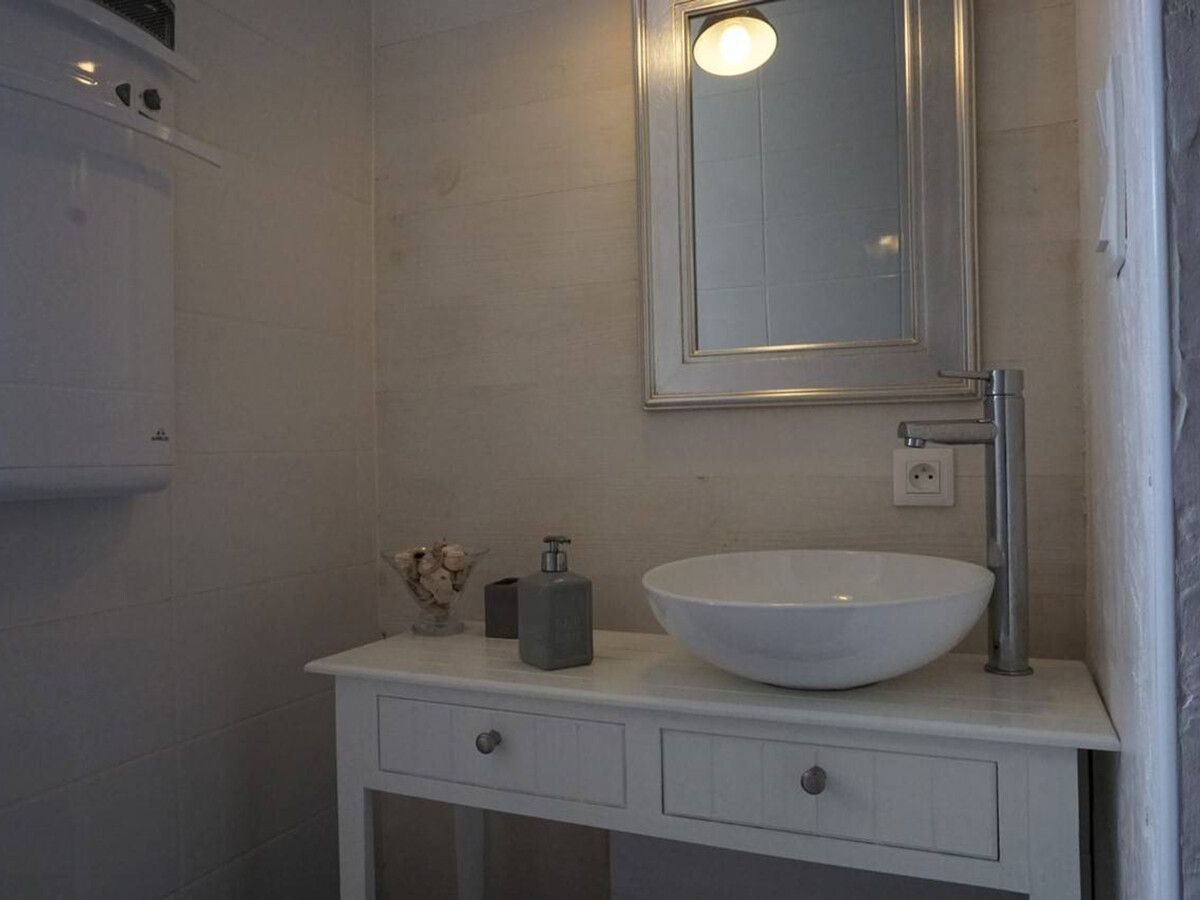 Maison de plain-pied avec cour à Noirmoutier, 600 m des commerces - Photo 16