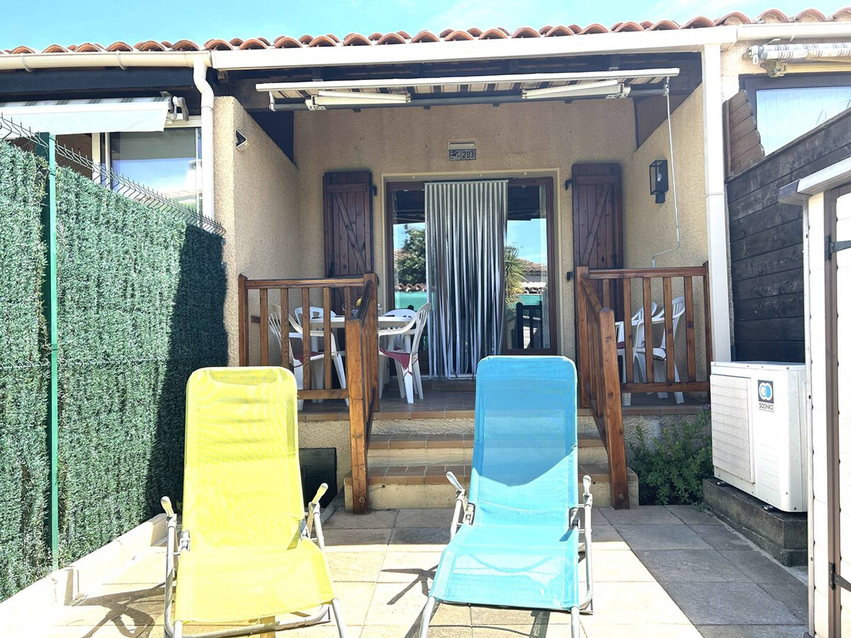 Maison 2 pièces mezzanine, piscine et tennis à Bormes - Photo 3