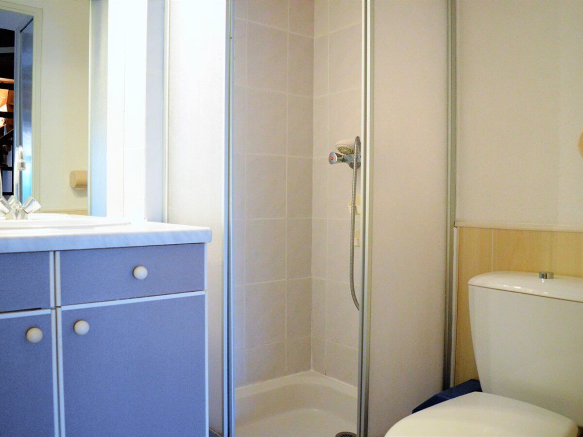 Maison 2 pièces mezzanine, piscine et tennis à Bormes - Photo 10
