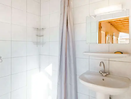 Villa 3 chambres avec piscine et solarium à Gruissan : photo 16