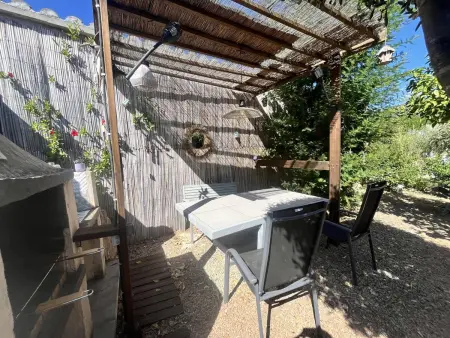 Maison de plain-pied avec jardin clos à Sainte-Lucie de Porto-Vecchio : photo 13