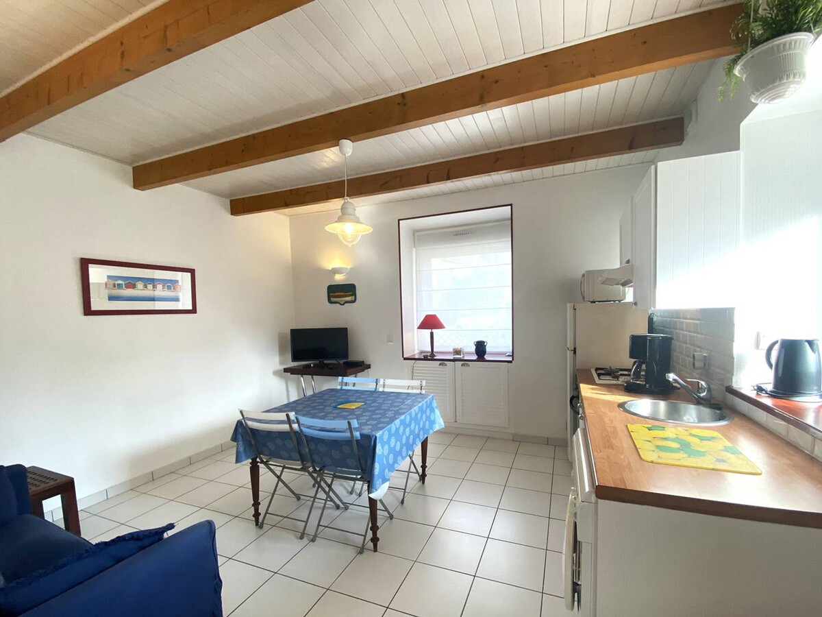 Maisonnette bretonne à 200m de la plage Saint-Guirec - Photo 4