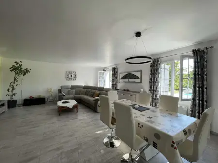 Villa à Orgnac-l'Aven avec piscine chauffée, 6 pers, jardin clôturé, animaux admis - Photo 4