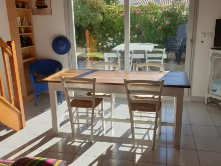 Maison 60m² avec terrasse, piscine, parking privé, à 10 min de la plage - Animaux acceptés - Photo 1