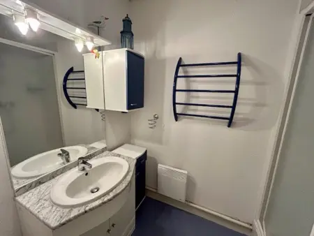 Maison 60m² avec terrasse, piscine, parking privé, à 10 min de la plage - Animaux acceptés - Photo 3
