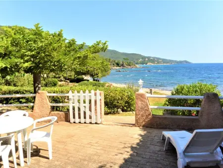 Mini-villa pieds dans l'eau, Sari-Solenzara-Favone : photo 10