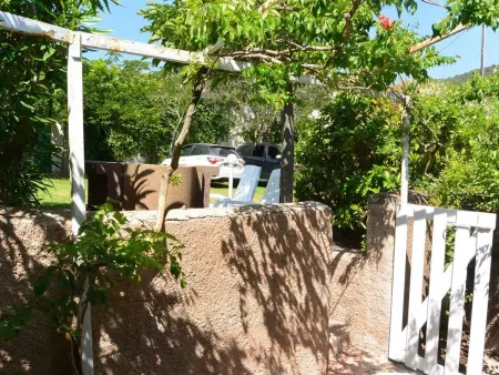 Mini-Villa Canella: Climatisée, Pieds dans l'Eau, Accès Direct Mer, Proche Plages et Activités - Photo 2