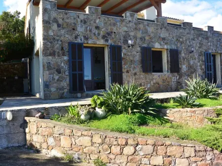Rez-de-villa 3* à Solenzara avec Wi-Fi et jardin proche plage - Photo 1