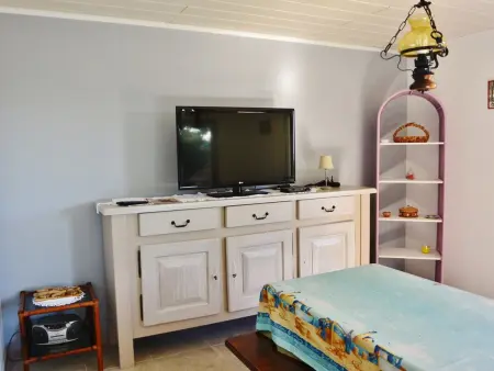 Rez-de-villa 3* à Solenzara avec Wi-Fi et jardin proche plage - Photo 4
