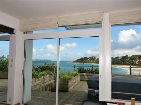 Location maison à Perros Guirec, Maison à 250m de la plage avec terrasse et vue mer à Perros-Guirec