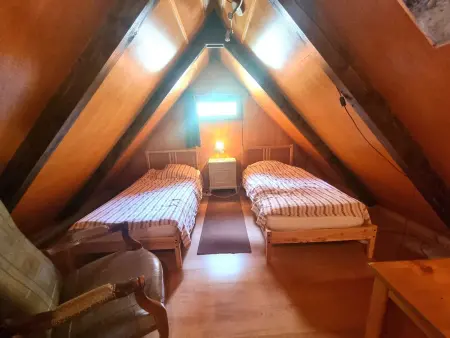 Chalet 9 pers. à Saint-Michel-de-Chaillol, balcon plein Sud et poêle à bois : photo 11