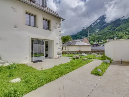Triplex 7p avec Terrasse, Parking et Casier à Skis - Centre de Cauterets, à 250m des Pistes - Photo 8