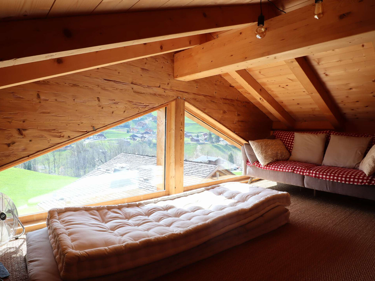 Chalet 8 pers, récent à Arêches-Beaufort, terrasse herbeuse - Photo 10