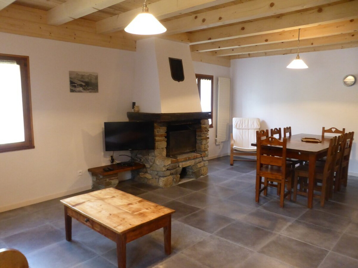 Chalet 8 pers., 3 ch., terrasse sud à 500m des pistes - Photo 1
