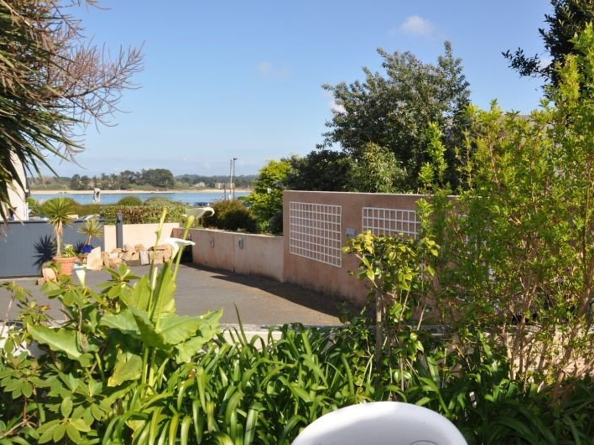 Maisonnette 100m de la mer avec jardin à Trégastel - Photo 7