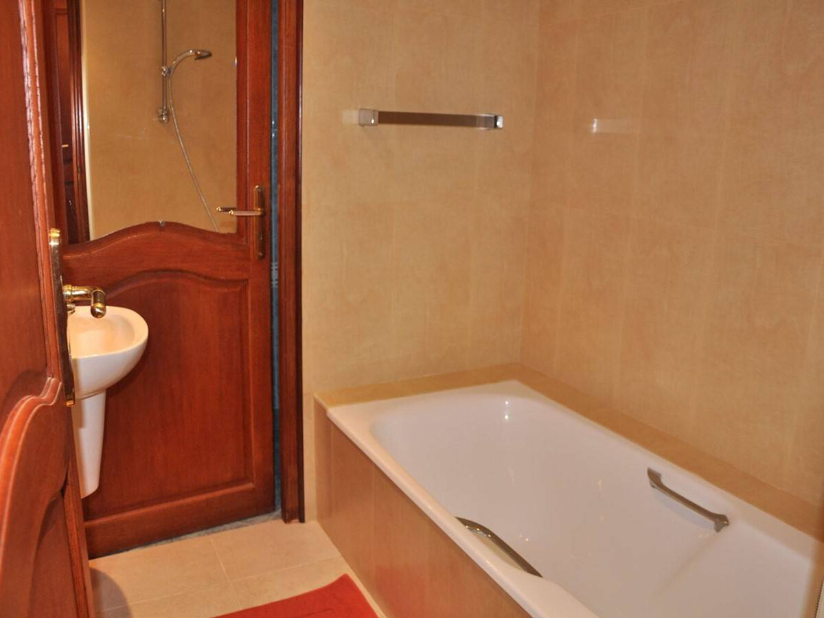 Maisonnette 100m de la mer avec jardin à Trégastel - Photo 12