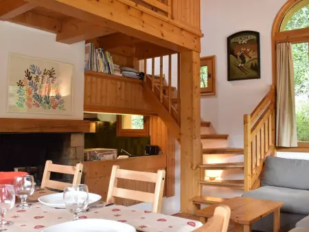 Chalet cosy 6 pers. à 100m des pistes avec garage fermé et parking, Méribel - Photo 1