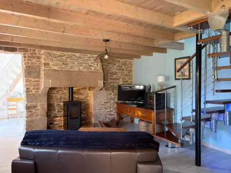 Location maison à Trégastel, Charmante maison bretonne avec jardin clos, parking, WiFi, à 900m de la plage - Trégastel