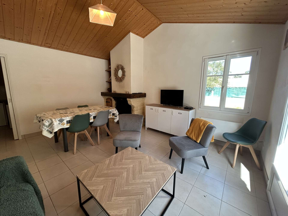 Maison 3 chambres Noirmoutier, terrasse et 1100 m² à 900 m de plage - Photo 3