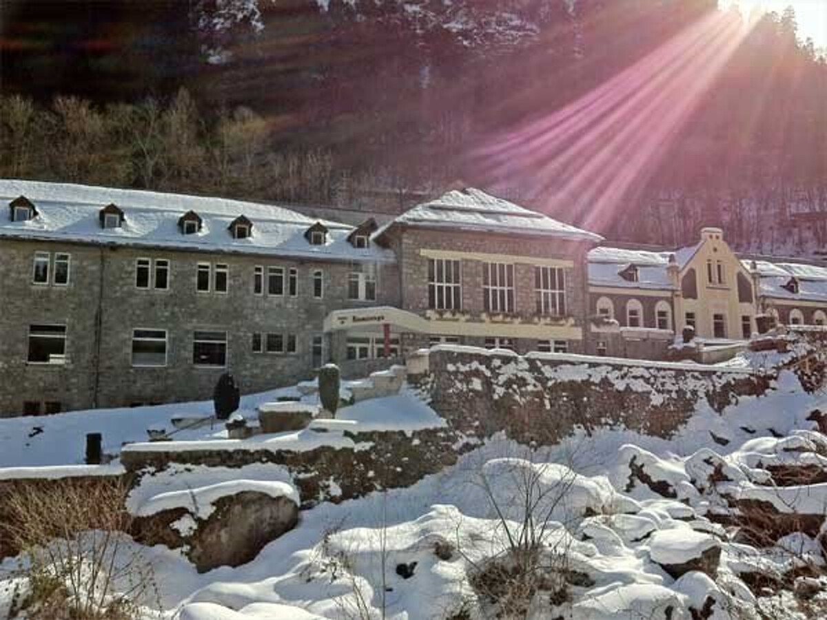 Maison 7 chambres 15 personnes à Cauterets - Photo 17