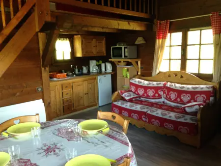 Location chalet à Demi Quartier, Authentique chalet indépendant 35 m², 4 pers, parking, wifi